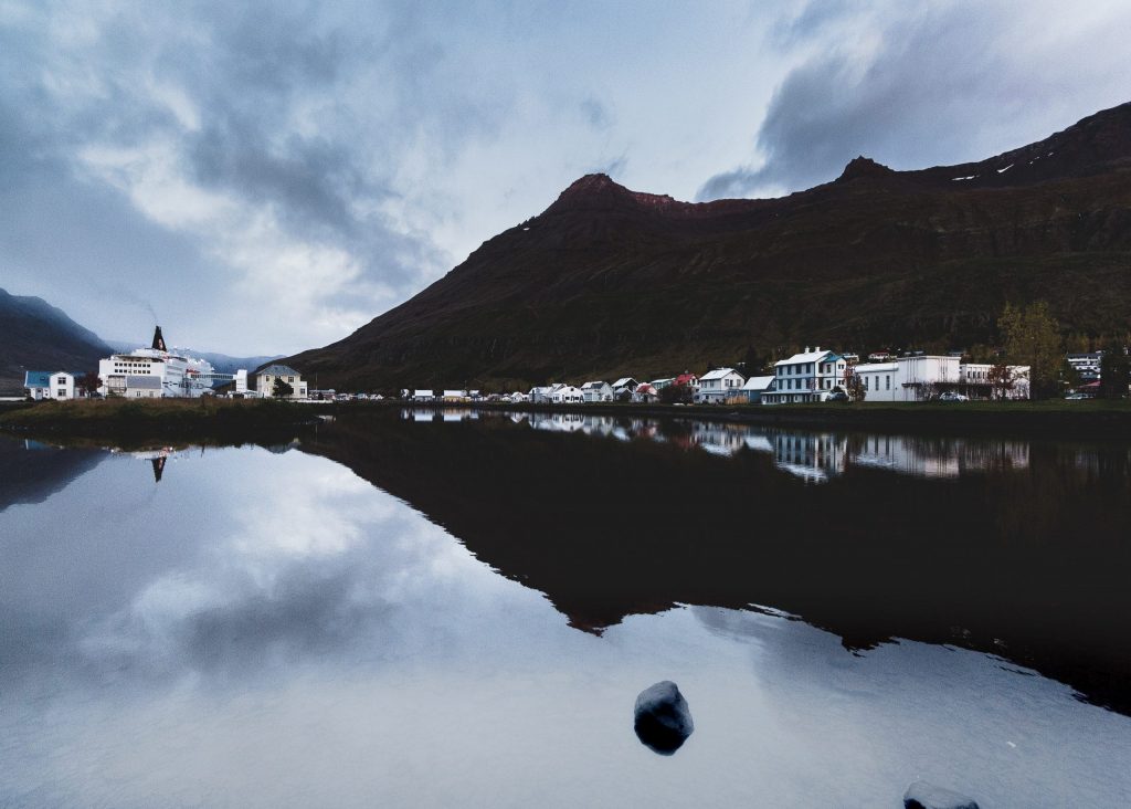 seydisfjordur, destination atypique pour des vacances en islande