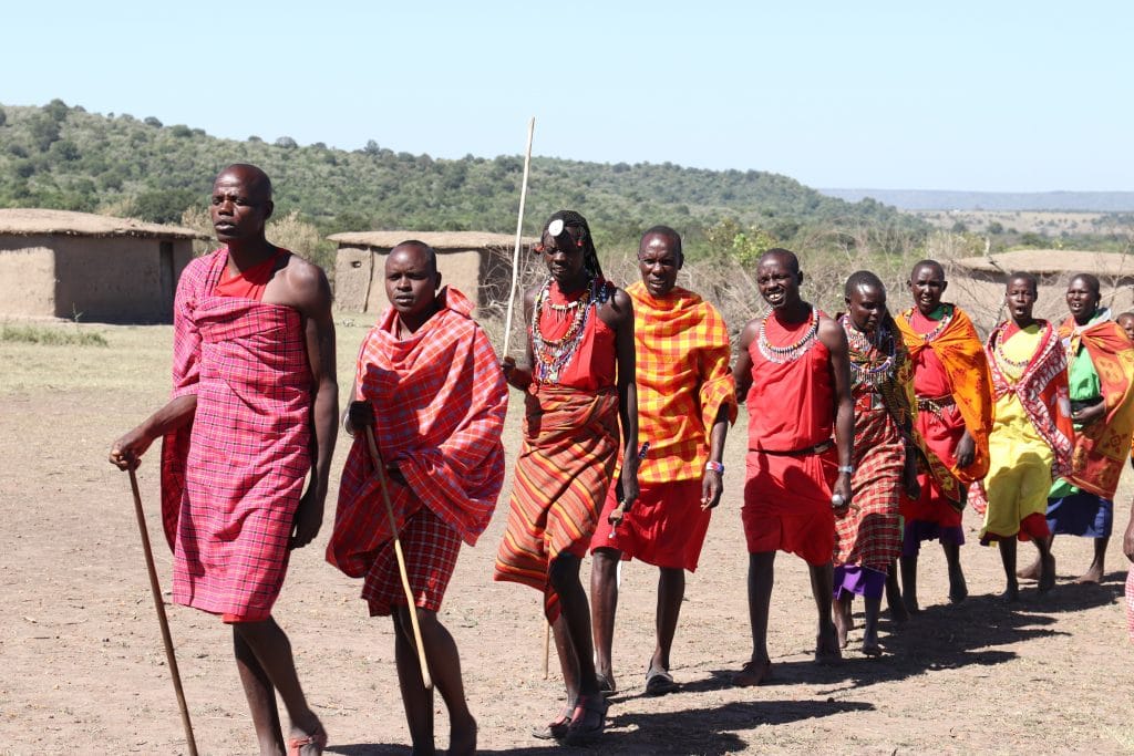 Masai Mara reserve naturelle peuple tribu afrique
